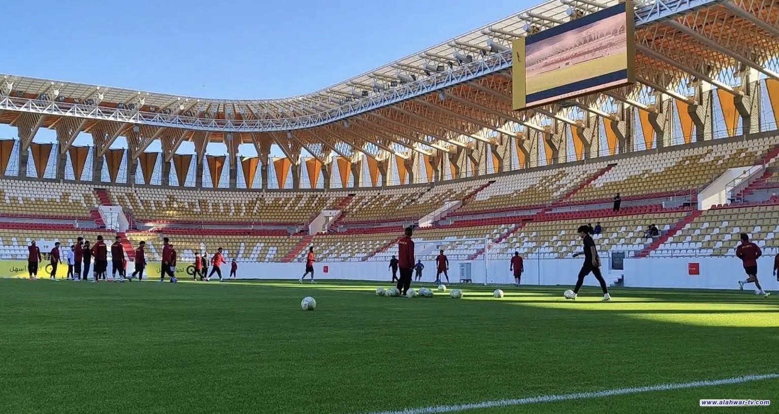 غدا الخميس: انطلاق حملة تنظيفات لملعب الناصرية الدولي استعدادا لمباراة الغراف والموصل