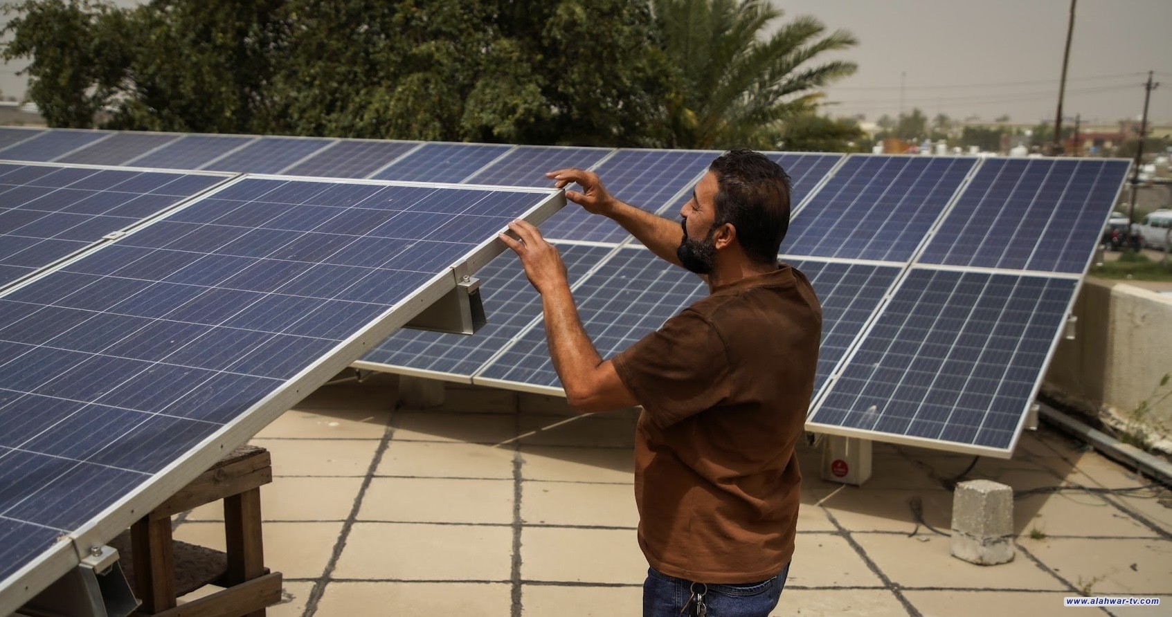 الفريق الوطني: تشغيل أكثر من 150 مدرسة بالطاقة النظيفة