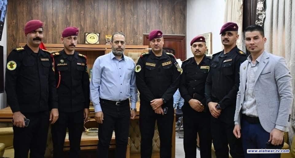 مدير بلدية الناصرية المهندس علي عبد الستار يلتقي ممثلي جهاز مكافحة الارهاب ويعد بحسم ملف توزيع قطع  الاراضي الخاصة بهم في التوسعة الجديدة خلال الاشهر القادمة.