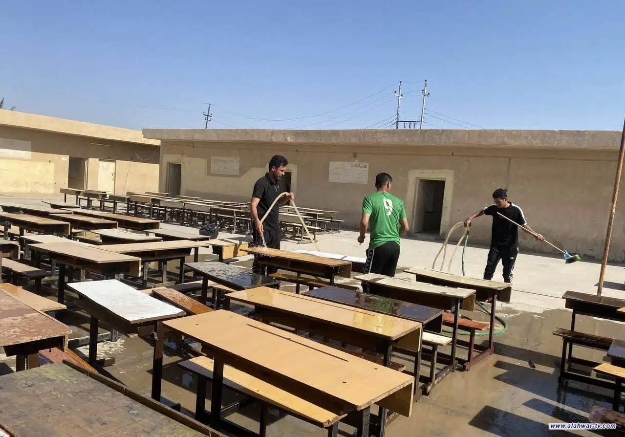 مدرسة الصباح الابتدائية تستقبل عامها الدراسي بجهود تنظيف وصيانة مشتركة شمال الناصرية