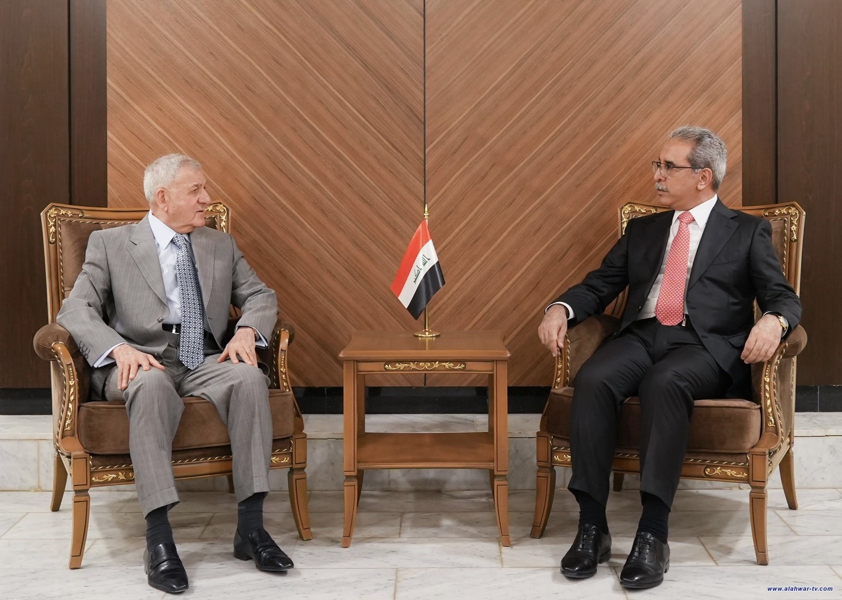 رئيسا مجلس القضاء والجمهورية يبحثان عددا من الملفات القضائية والقانونية