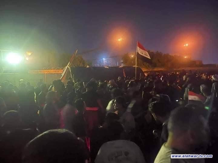 متظاهرو ذي قار يرفضون كتاب وزير الكهرباء واستمرار اعتصامهم والتلويح بالتصعيد