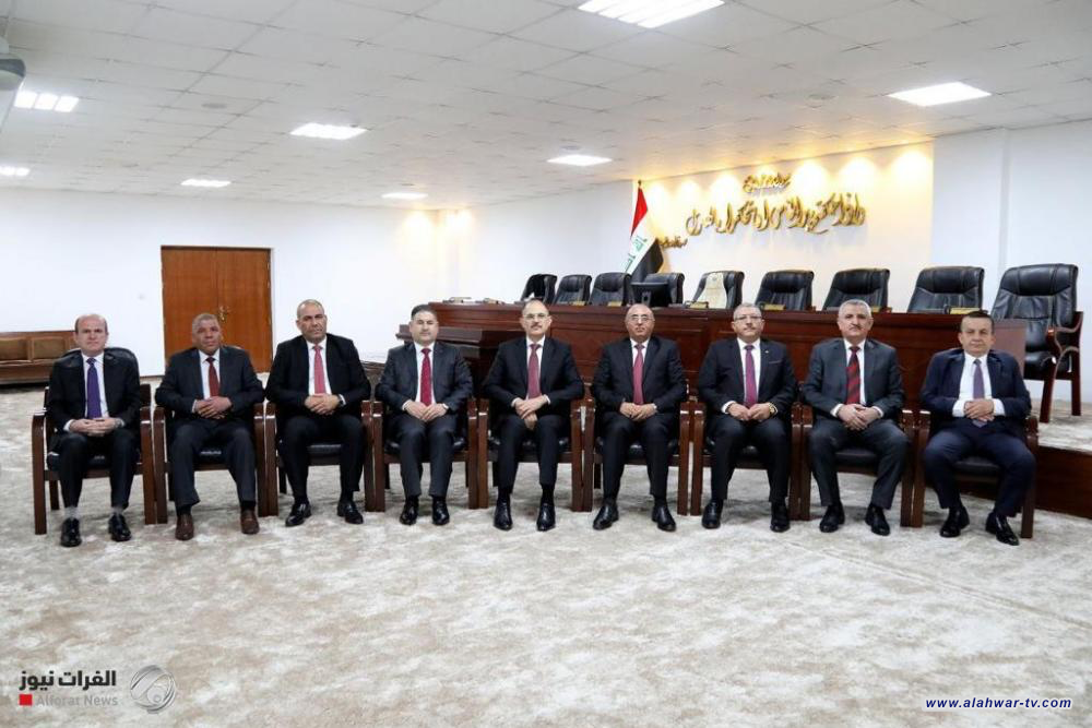 خبير قانوني: قرارات المحكمة الاتحادية ملزمة للإقليم وعقوبة مخالفتها تصل الى السجن