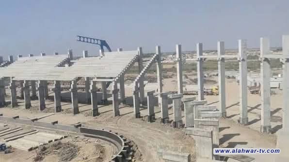 انهيار كتلة خرسانية في ملعب الشطرة يؤدي إلى مصرع عامل وإصابة ستة آخرين