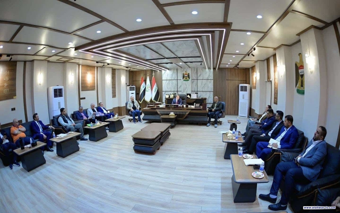 ذي قار تبحث دعم الأندية الرياضية وتعزيز دعمها ماليا ولوجستيا