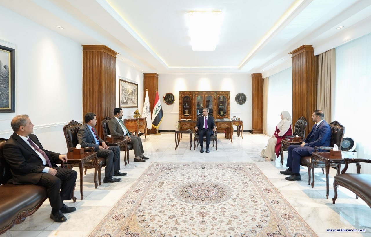 القضاء ومجلس الأمناء يبحثان التعاون لإشاعة الثقافة القانونية بالمجتمع