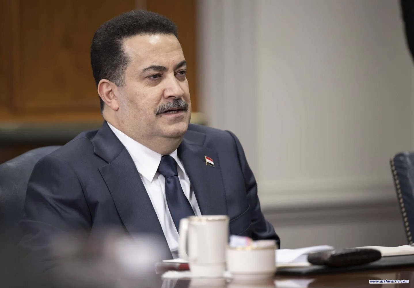 رئيس الوزراء يصل إلى موقع انعقاد القمة العربية الإسلامية الطارئة