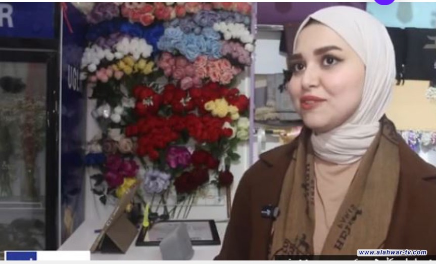 فاطمة بعمر الورد أول فتاة تبيع الورد في الشطرة: كسرت الحاجز الاجتماعي وبعت الورد في مجتمع محافظ