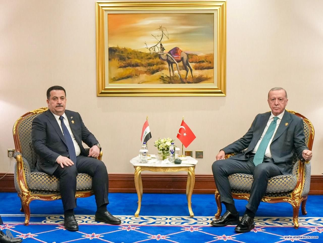 رئيس الوزراء والرئيس التركي يؤكدان على العمل العربي والإسلامي المشترك