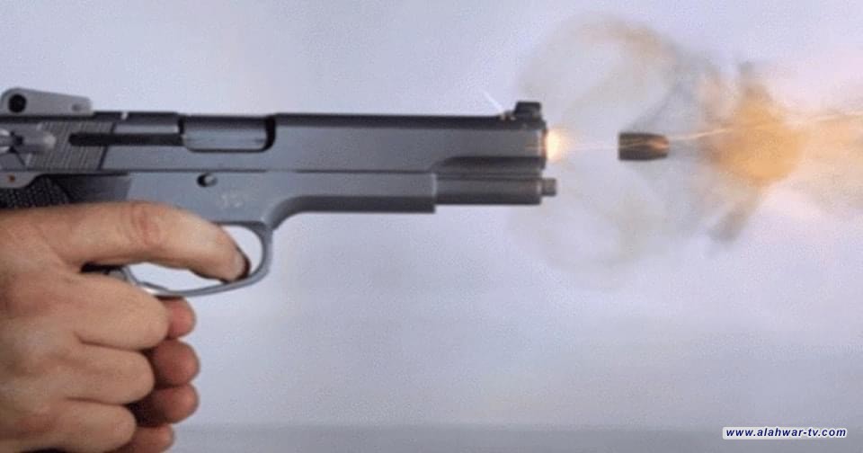 مقتل شخص على يد أخيه رميا بالرصاص إثر مشاجرة بينهما في قضاء سوق الشيوخ جنوب الناصرية ولاذ بالفرار ، دون معرفة الاسباب