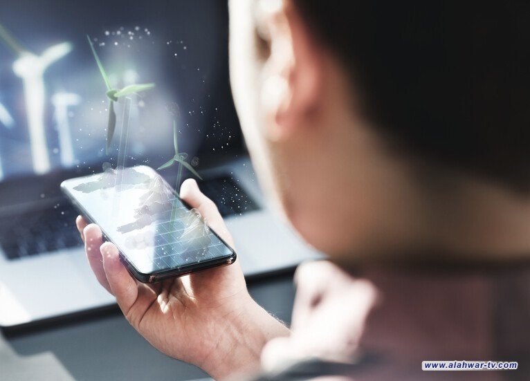 ابتكار تقنية ثورية تحول الهواتف إلى أجهزة تعمل بالهولوغرام