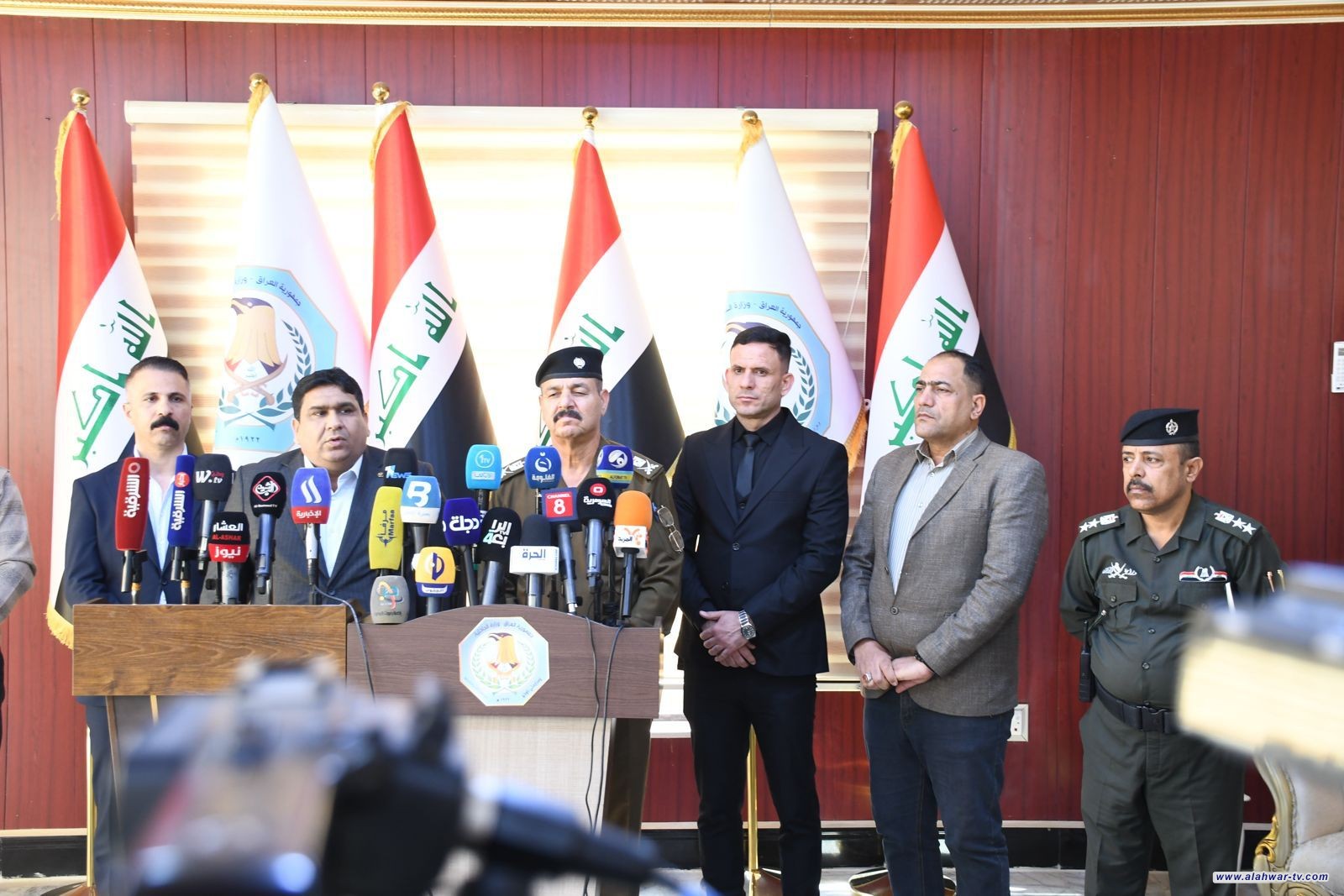 يقوده سعوديون وكويتيون .. السلطات في البصرة تكشف عن خط دولي لتجارة المخدرات