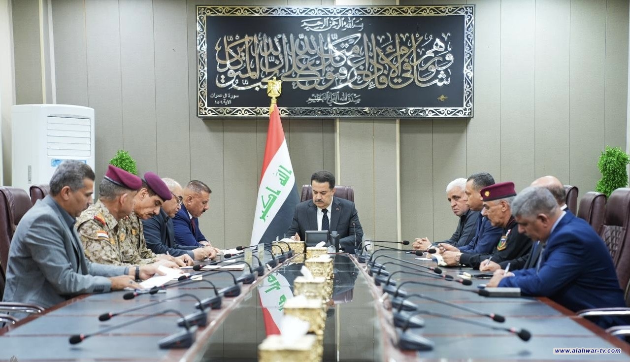 القائد العام للقوات المسلحة يجري زيارة إلى مقر قيادة العمليات المشتركة