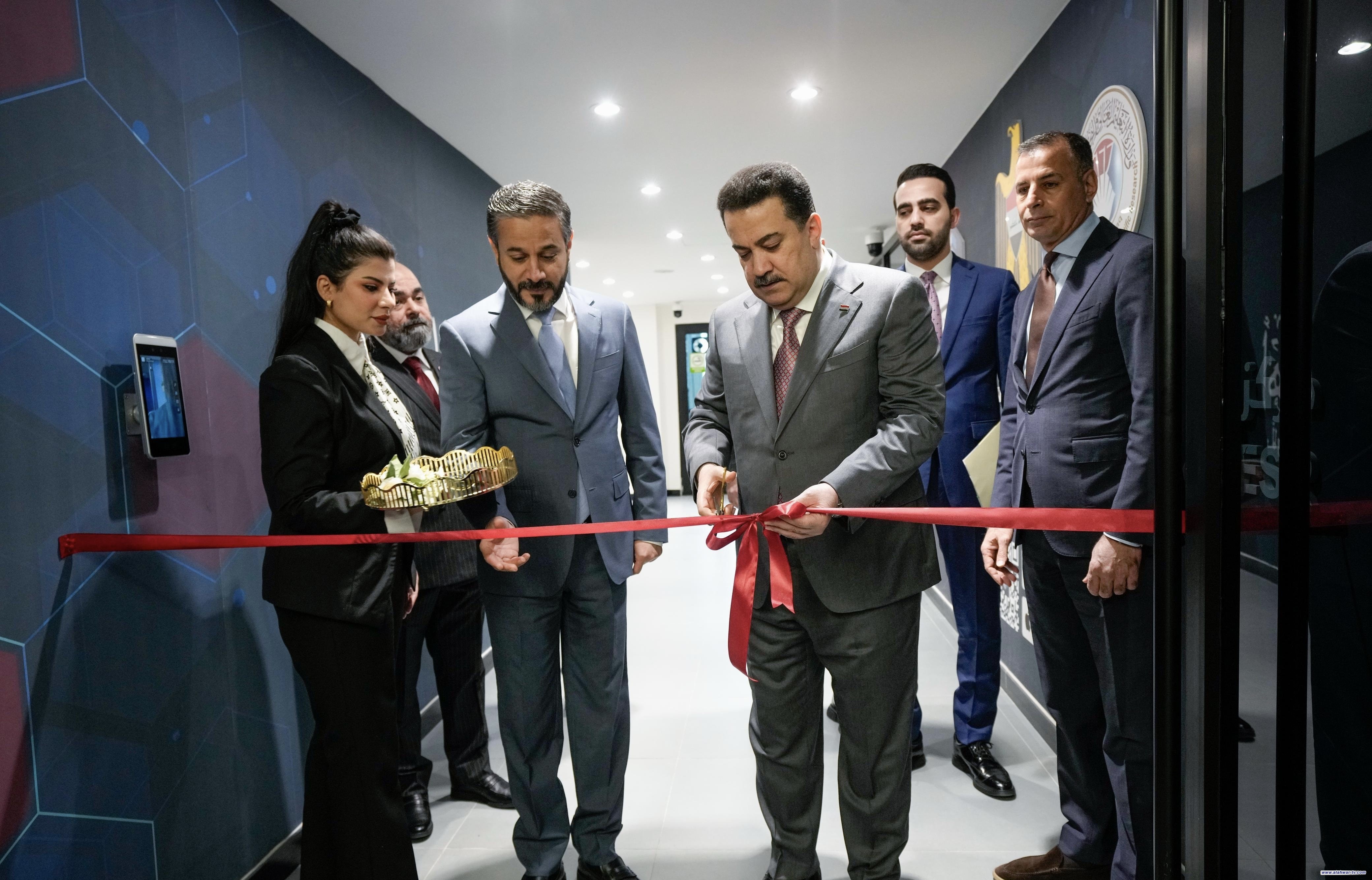 رئيس الوزراء يفتتح مركز التحوّل الرقمي والأتمتة في وزارة التعليم العالي