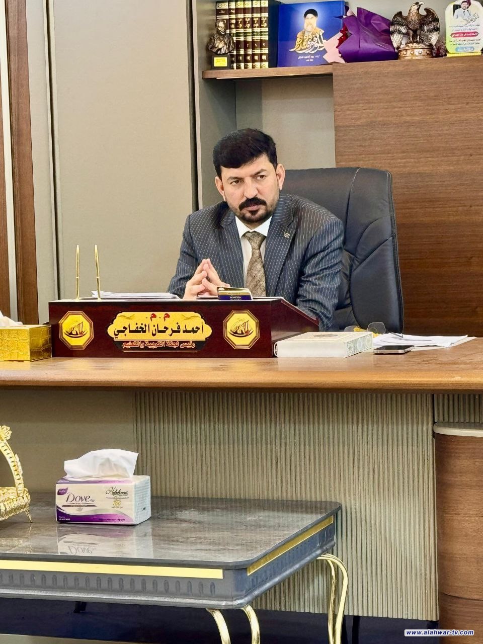 رئيس لجنة التربية والتعليم يواصل استقبال المواطنين ومتابعة طلباتهم