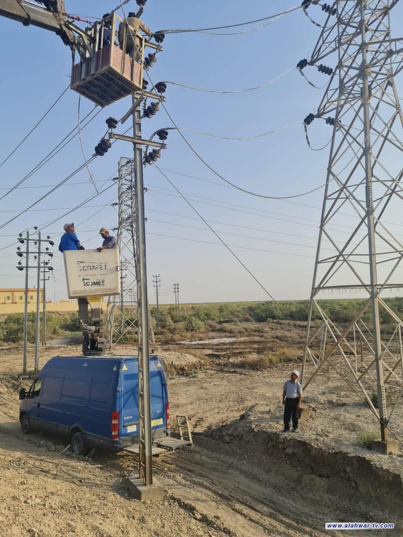ملاكات فرع توزيع كهرباء ذي قار تنجز مناقلة خطوط ٣٣ ك.ف المغذية لمحطات " الجبايش ، الجنوب،