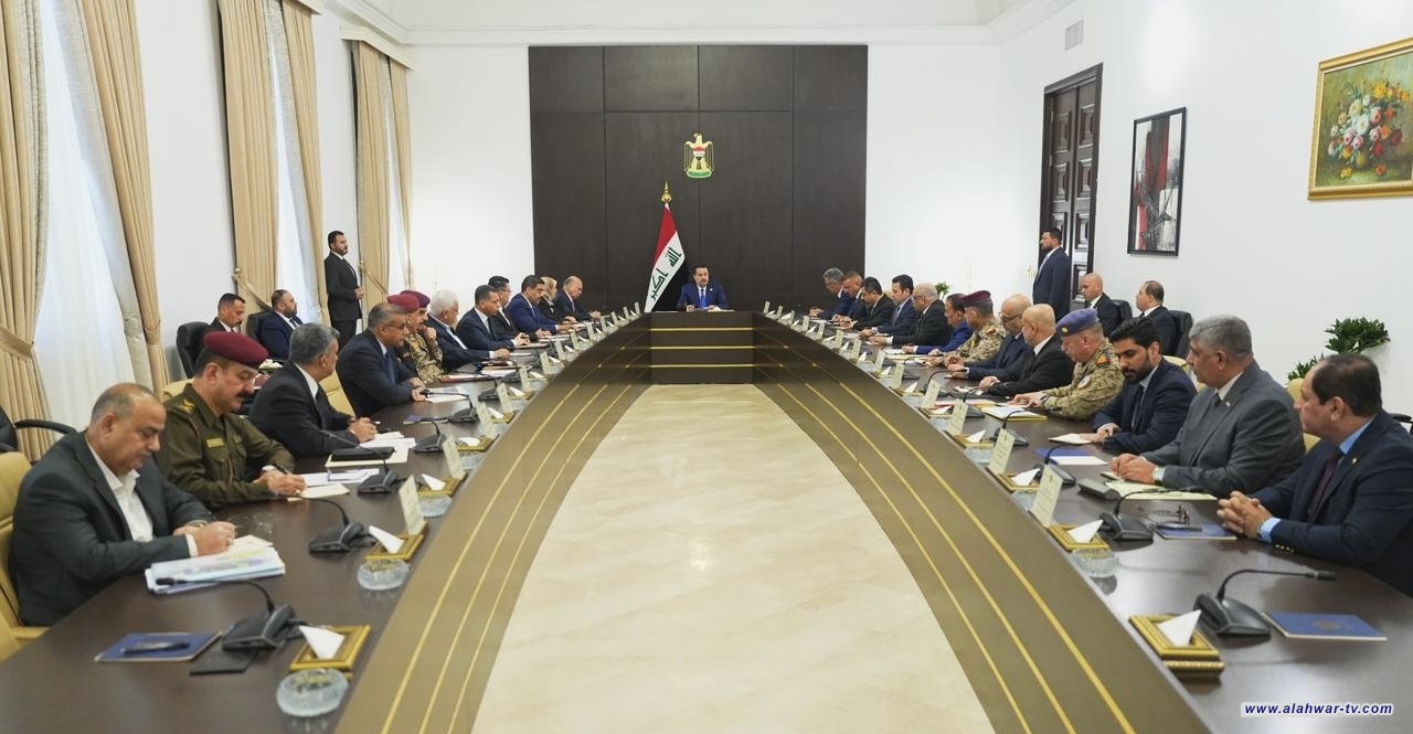 القائد العام للقوات المسلحة يترأس اجتماعاً استثنائياًً للمجلس الوزاري للأمن الوطني