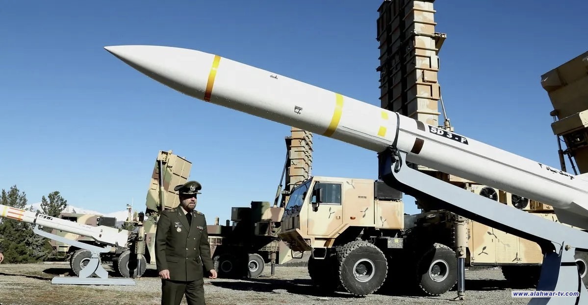 التلفزيون الإيراني: توجيه ضربات صاروخية للكيان الصهيوني وقاعدة العديد في قطر