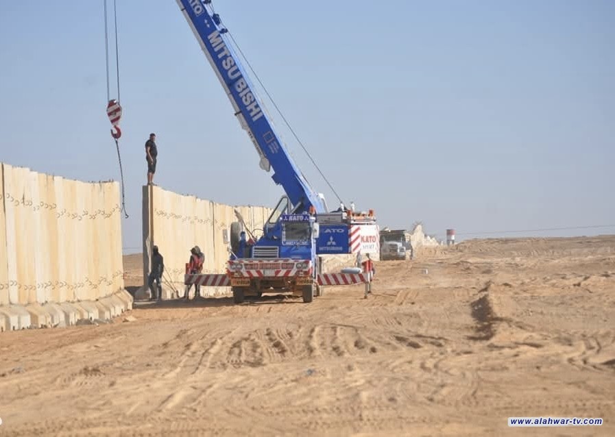الجدار الكونكريتي على الحدود العراقية - السورية