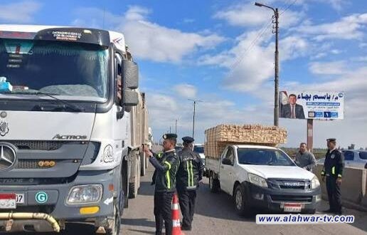 المرور تلزم الشاحنات بوضع أشرطة فسفورية وتفرض غرامة على المخالفين