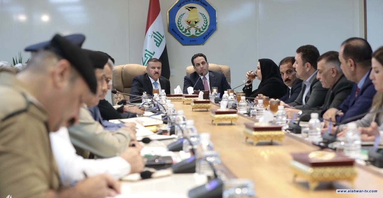 الداخلية والنزاهة النيابية تتفقان على تشكيل لجنة فرعية تتابع عمل دوائر الوزارة
