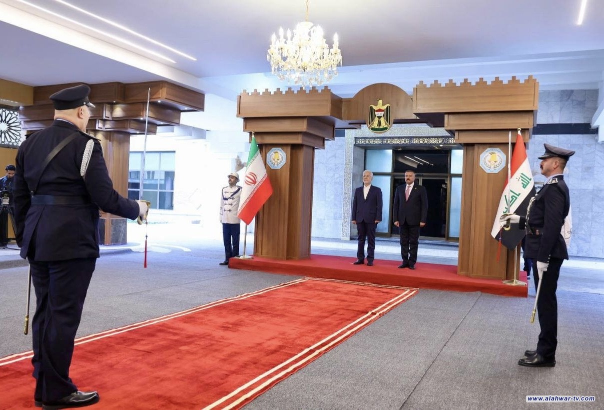 وزير الداخلية يستقبل نظيره الإيراني