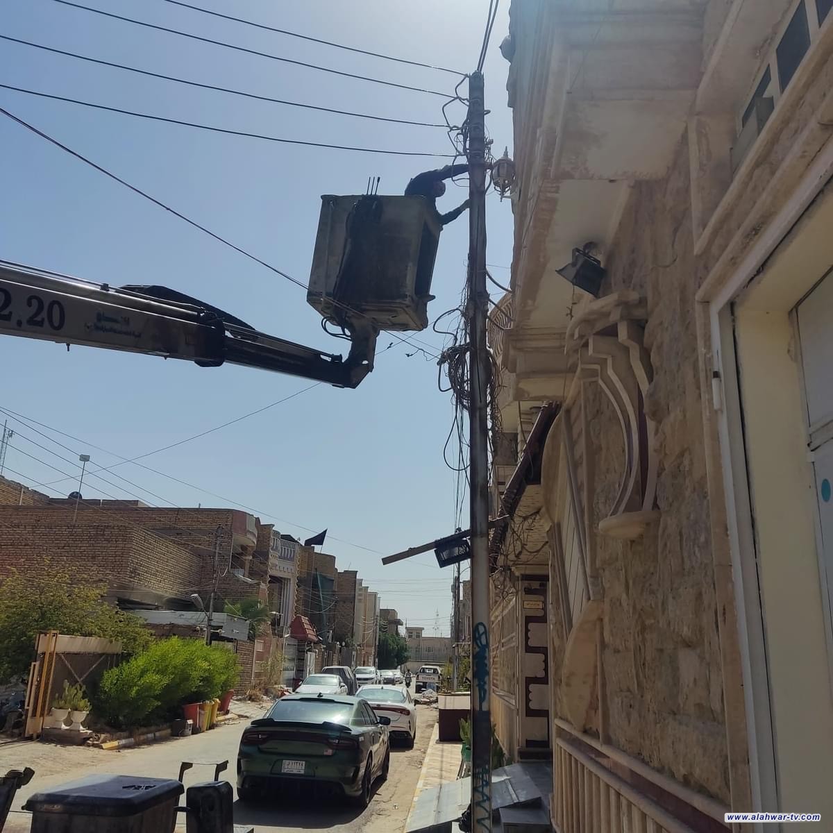 حملة في ذي قار لرفع تجاوزات الكهرباء