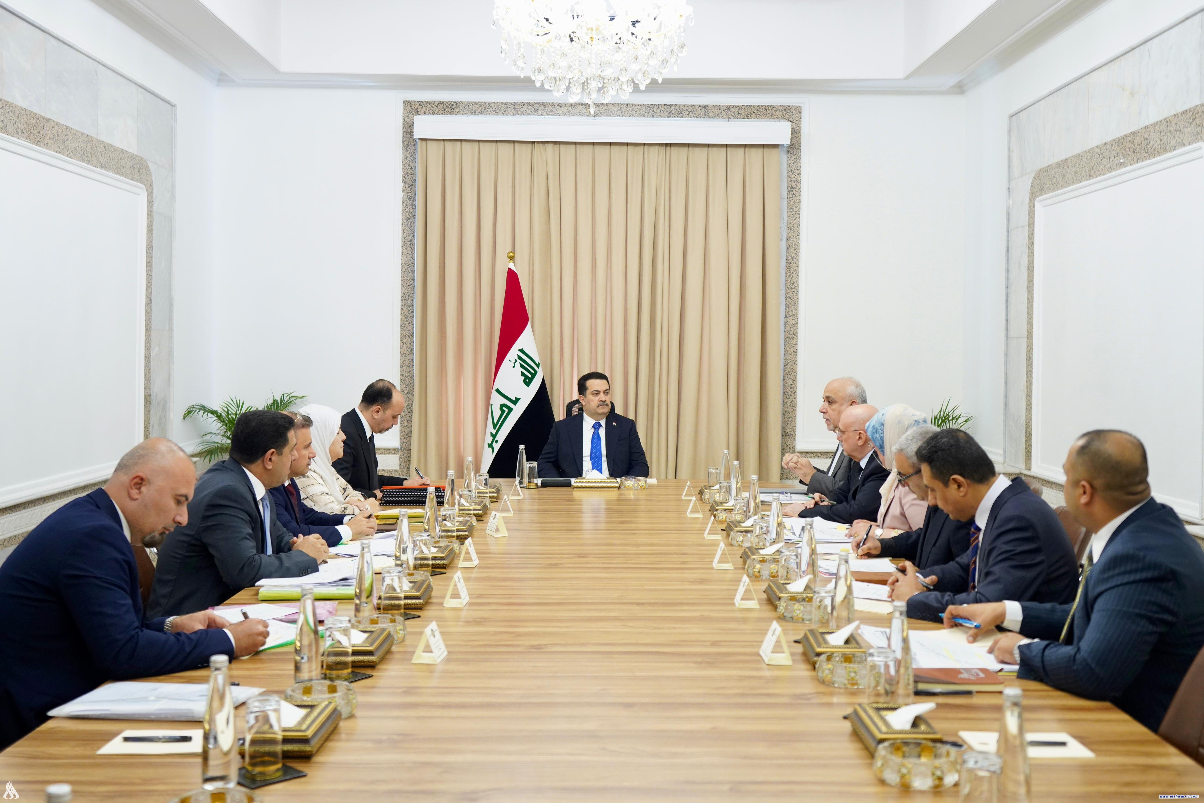 رئيس الوزراء يترأس اجتماعاً خاصاً لمتابعة تنفيذ قرار مجلس الوزراء المتعلق بتغيير جنس الأراضي الزراعية