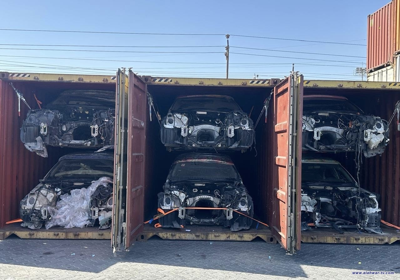 ضبط (30) عجلة مفككة الأجزاء في منفذ ميناء أم قصر الأوسط