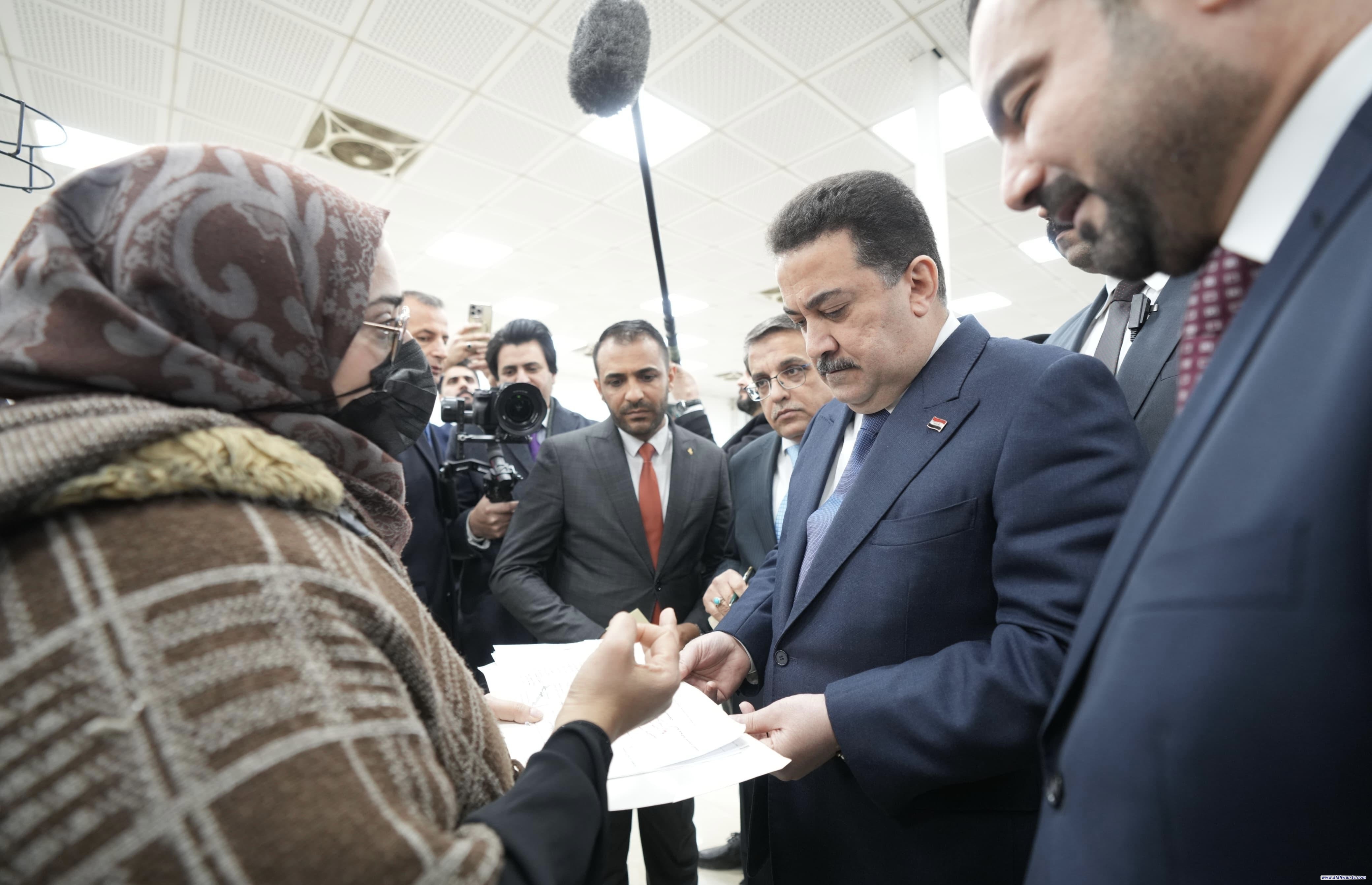 رئيس الوزراء يزور مقر هيأة التقاعد الوطنية ويصدر 4 توجيهات