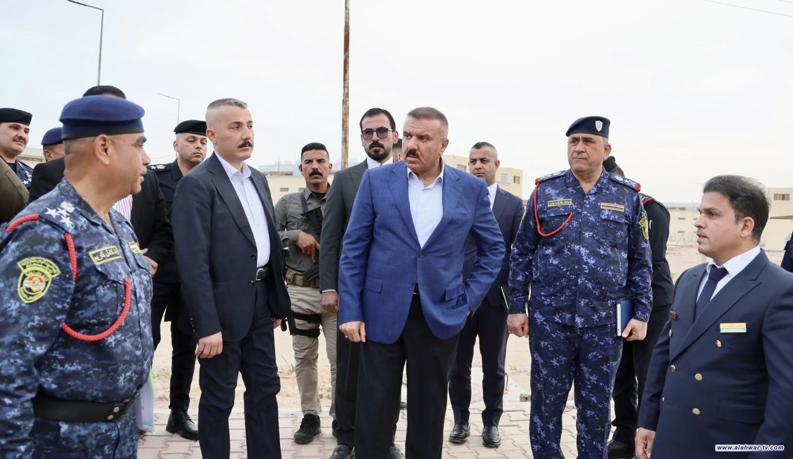 وزير الداخلية يشدد على أهمية اليقظة التامة والحذر في حماية المنشآت الحيوية