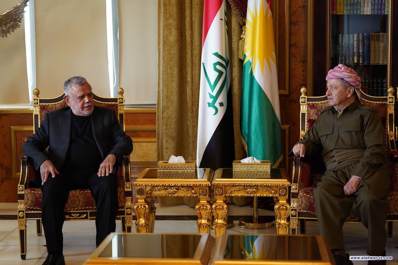 العامري ومسعود بارزاني يبحثان سبل تسوية الخلافات بين حكومتي المركز والأقليم