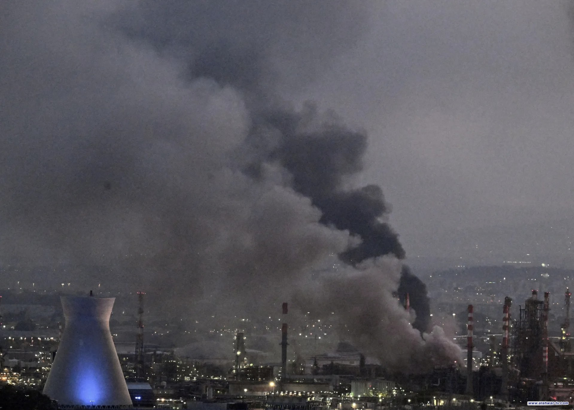 الجيش الإيراني: استهدفنا مصفاة النفط والغاز ومخازن الوقود في حيفا بالطائرات المسيّرة