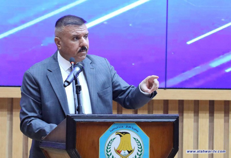 وزير الداخلية يبلغ المحاكم بطرد أي ضابط شرطة تثبت إدانته بجريمة الرشوة