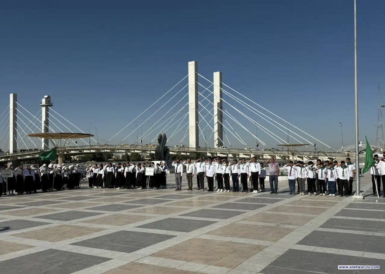 بالصور: رفع العلم العراقي في ذي قار احتفاءً بيوم السيادة