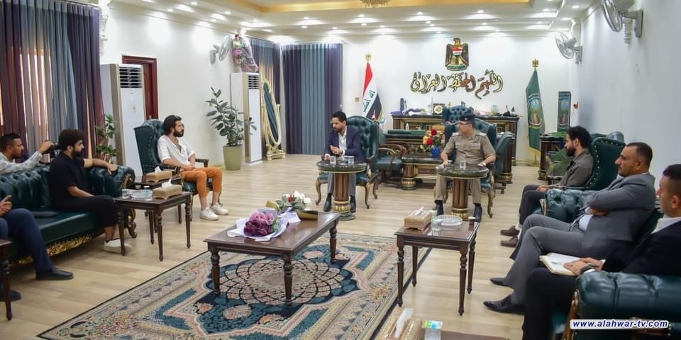 لنقل الصورة الحقيقية المشرقة لابناء الجنوب محافظ ذي قار يناقش مع نخبة من الفنانين تأسيس ( بيت للدراما ) في الناصرية
