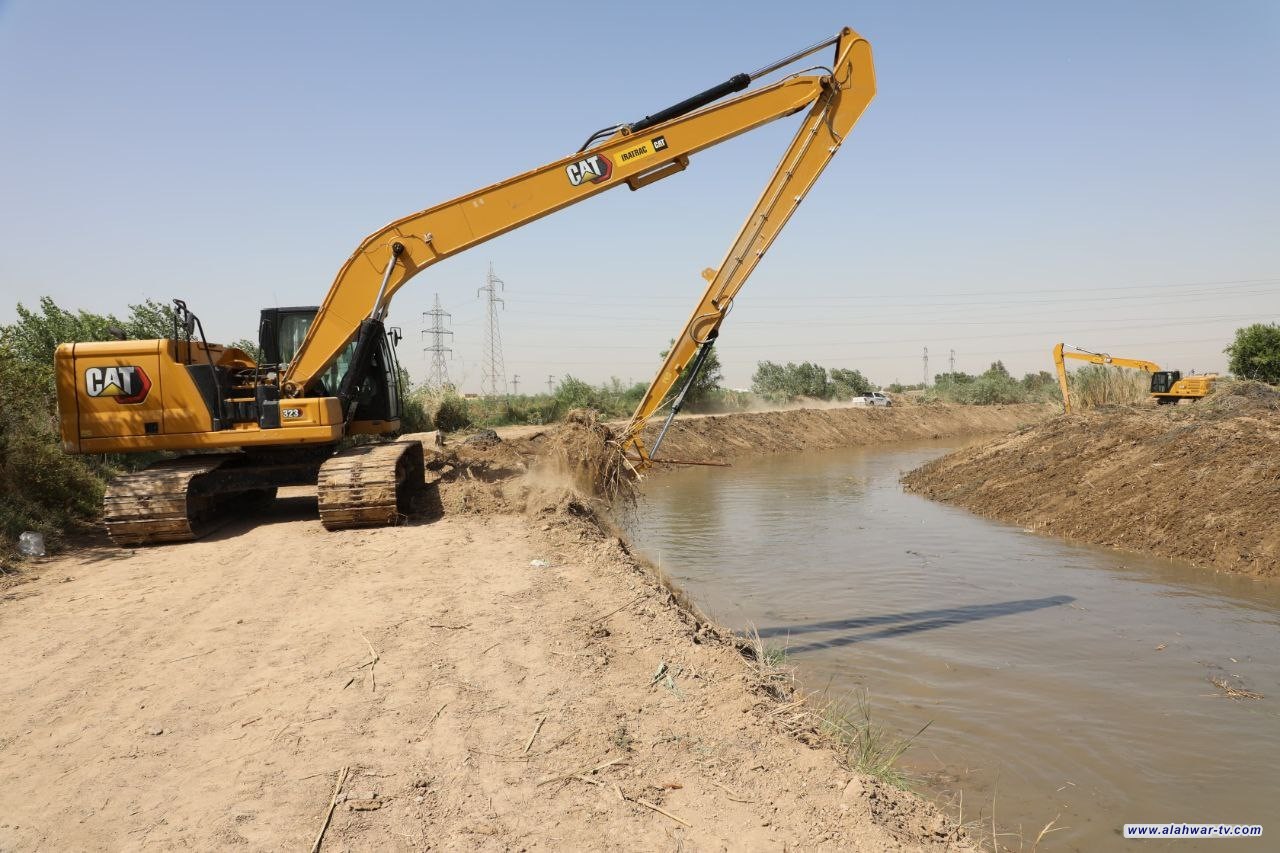 المباشرة بأعمال تطهير نهر السابلة شمال ذي قار