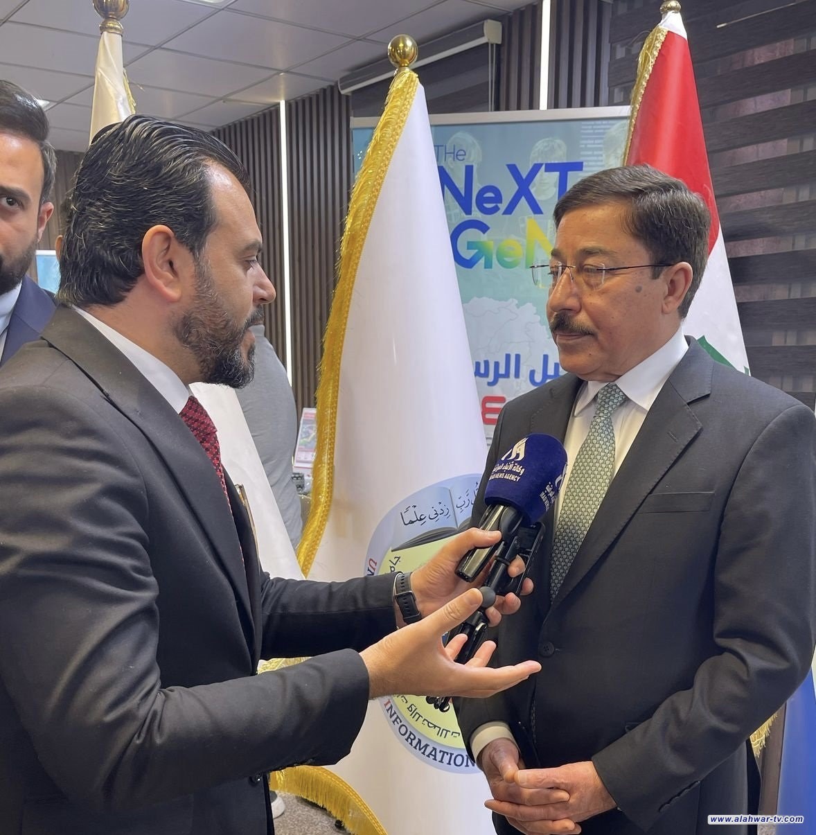 العلاق: الحكومة تعمل بخريطة طريق للتحول الإلكتروني الشامل