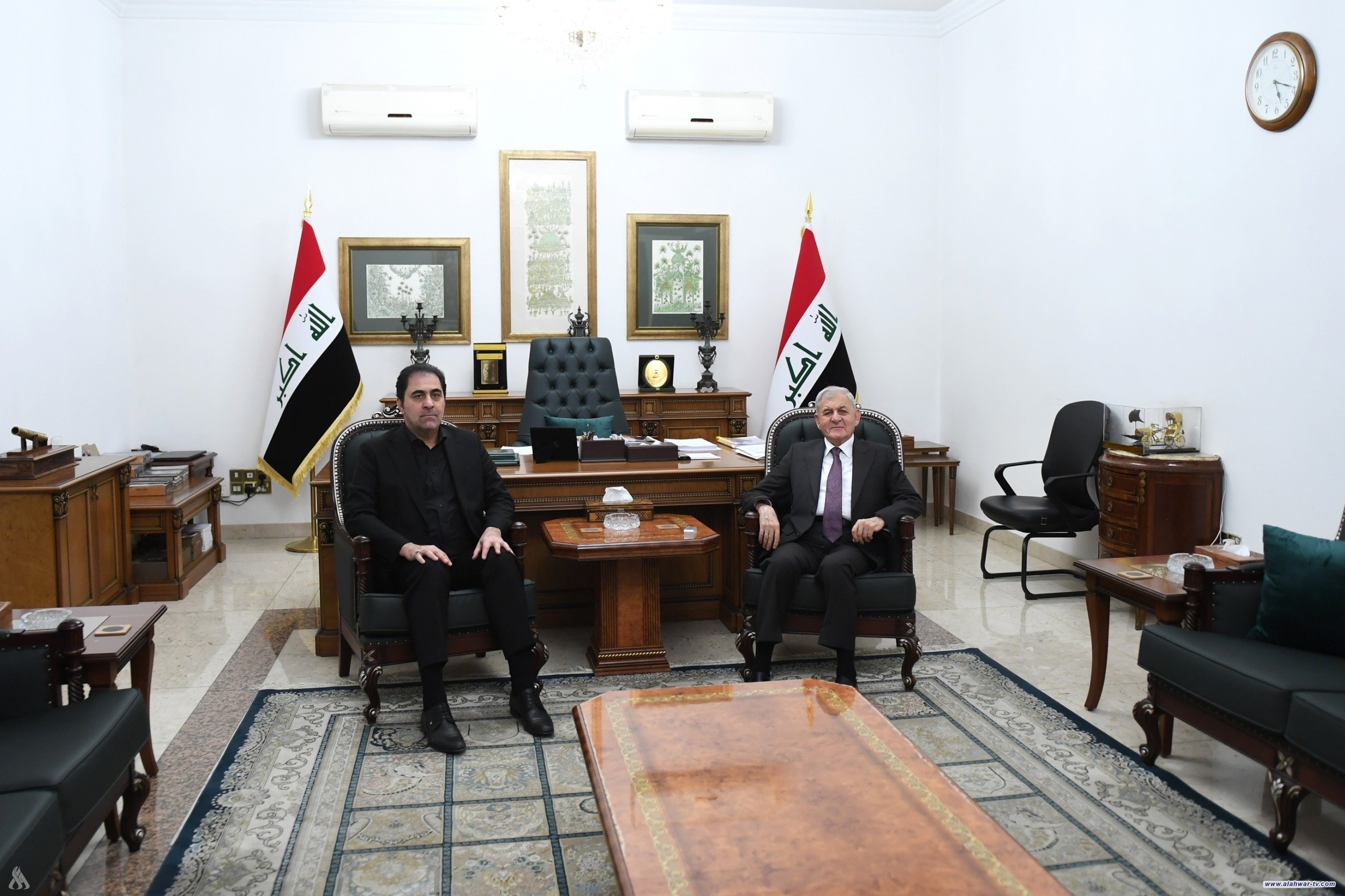 رئيس الجمهورية يؤكد أهمية اعتماد الحوار والتهدئة لتفادي التصعيد