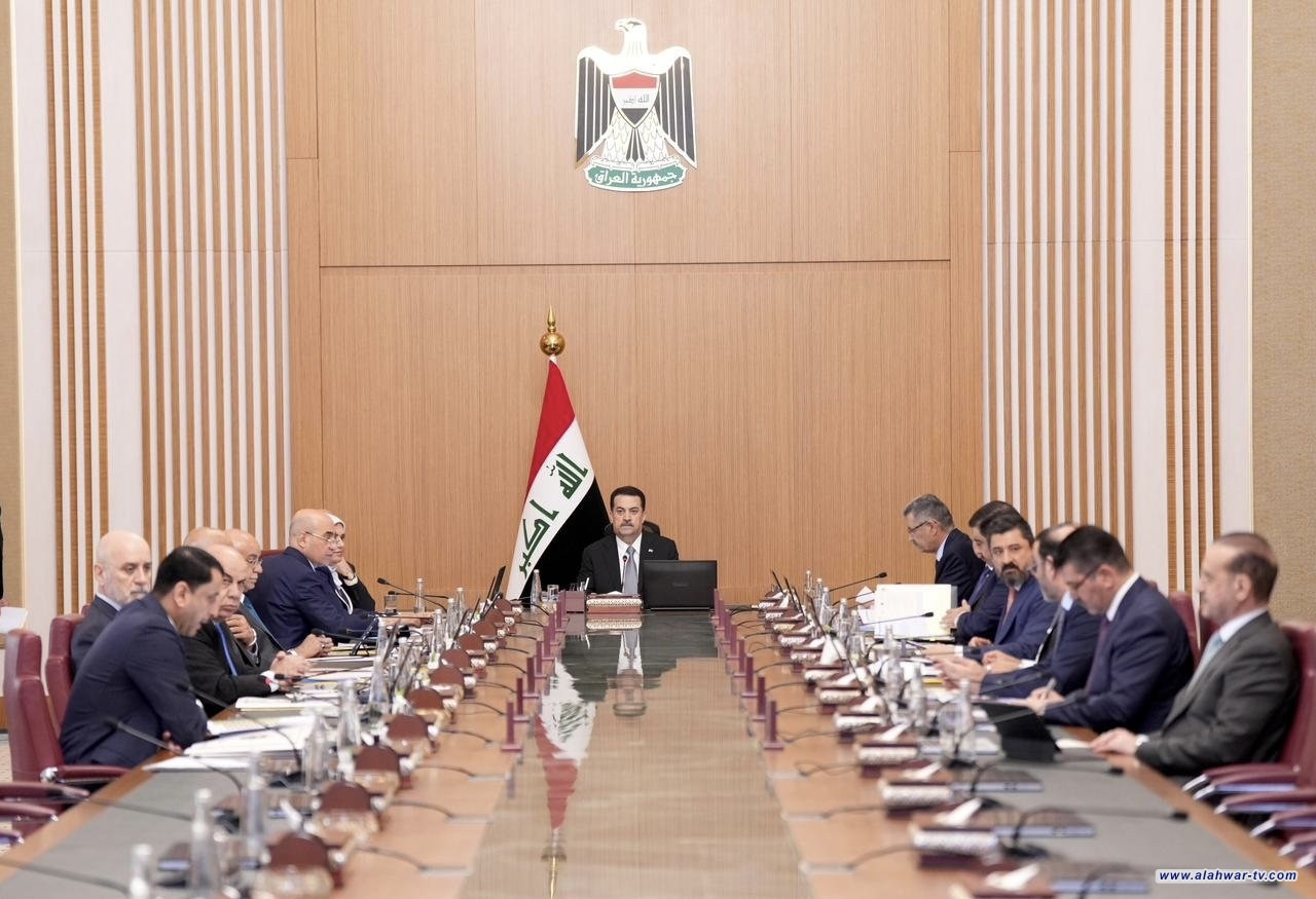 مجلس الوزراء: يكون بدء الدوام الرسمي لموظفي الدولة يوم غد الأربعاء في الساعة 9 صباحا