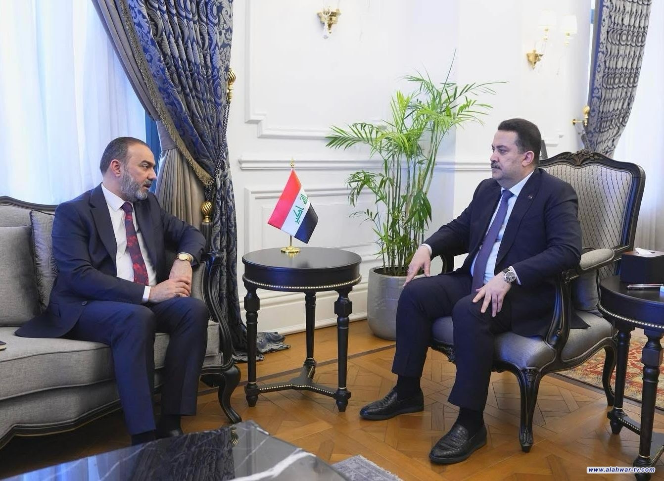 رئيس مجلس الوزراء السيد محمد شياع السوداني يستقبل رئيس هيأة الإعلام والاتصالات الدكتور نوفل ابورغيف .