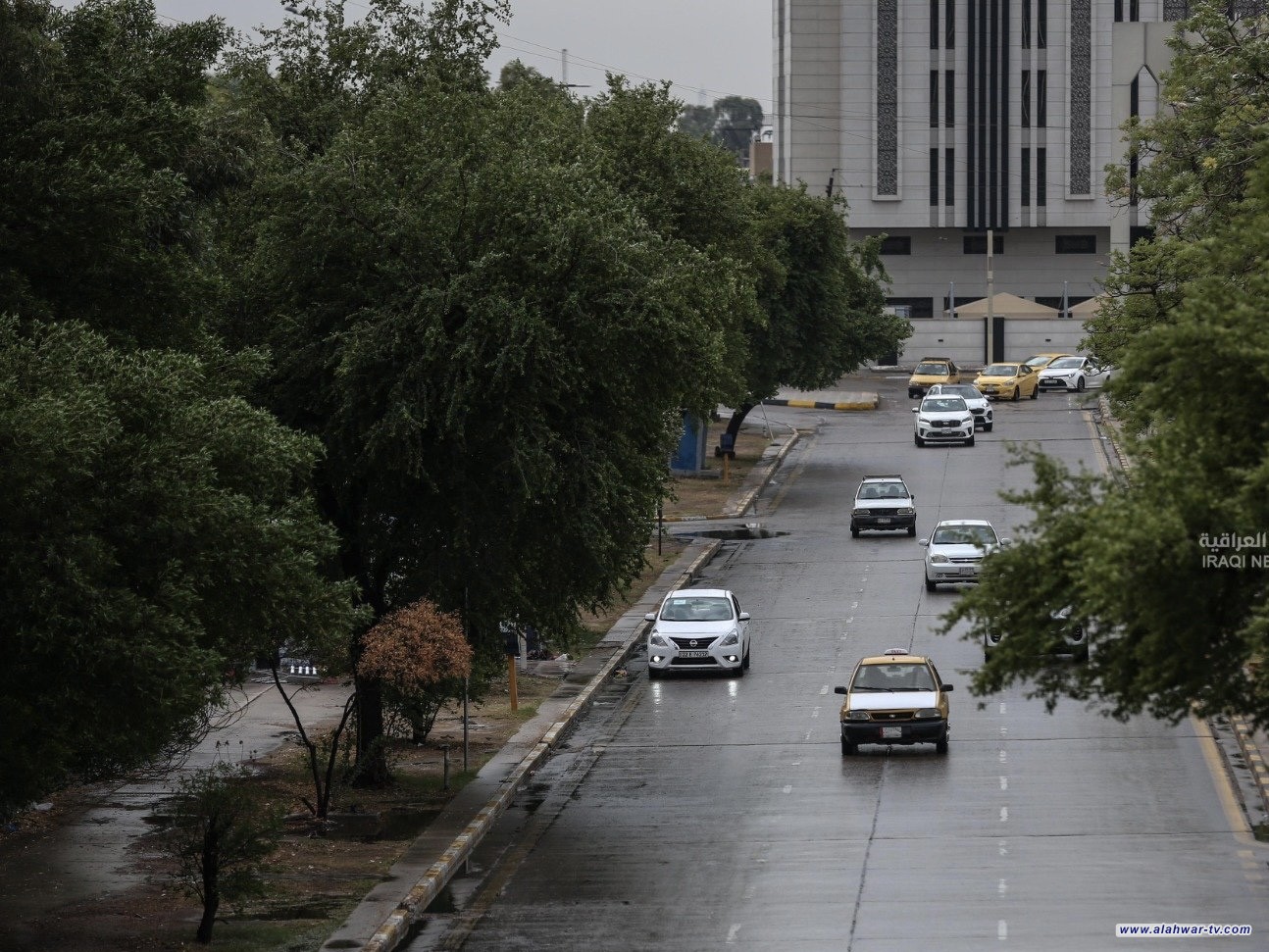 طقس العراق.. أمطار متوسطة الشدة وانخفاض في درجات الحرارة