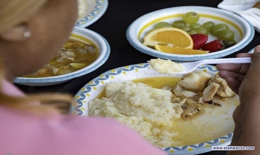 أطعمة تسهل عملية الهضم بعد الإفراط في الطعام
