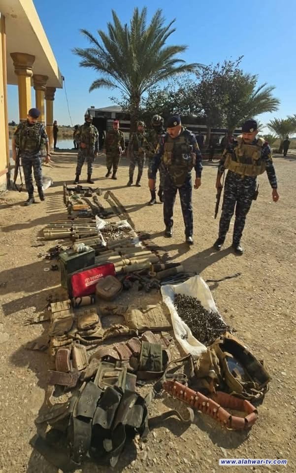 ضبط كدس أسلحة وأعتدة في عملية أمنية غرب الناصرية