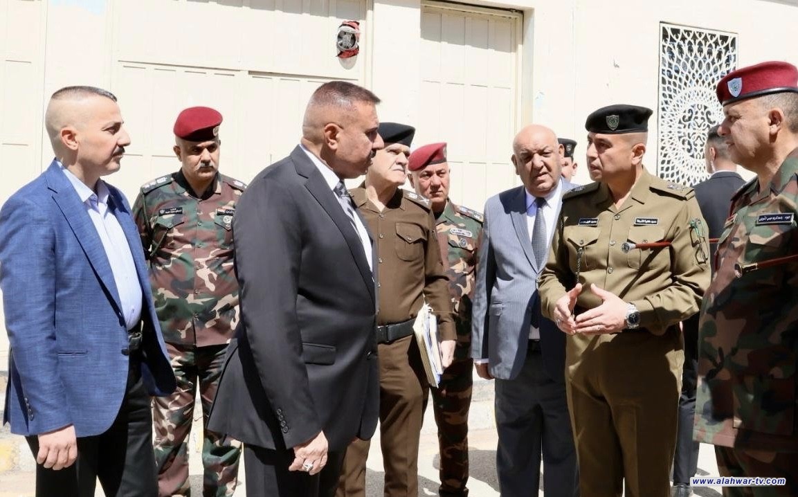 وزير الداخلية يؤكد الاهتمام بالمراجعين لمديرية الهويات وإجازات السلاح