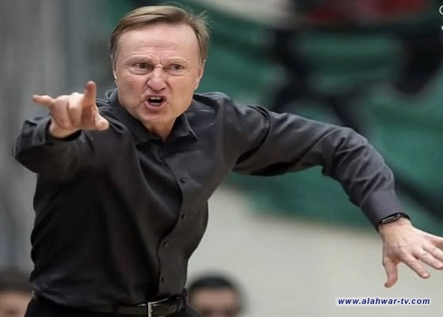 الهيئة المؤقتة لاتحاد السلة تتعاقد مع مدرب أمريكي لقيادة المنتخب الوطني