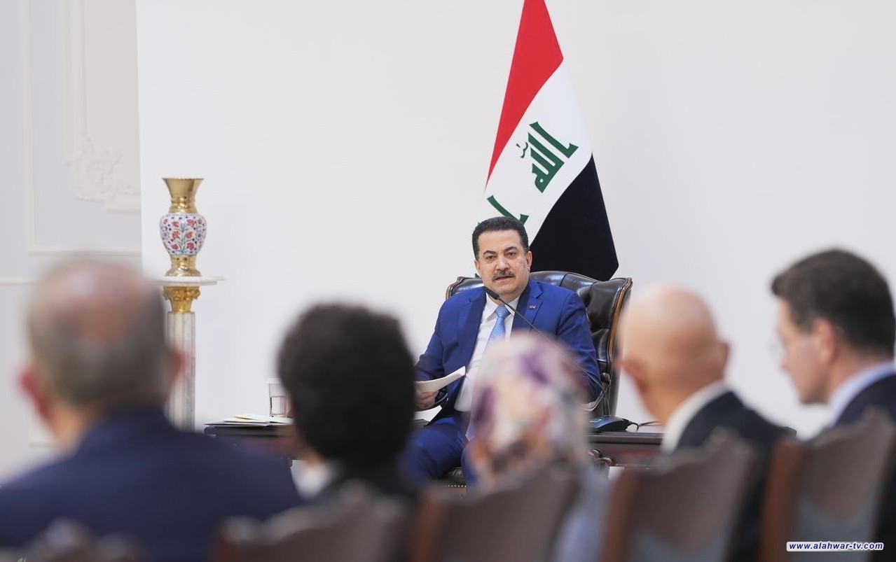 رئيس الوزراء يؤكد حرص الحكومة على دعم أمن البلد واستقراره واحترامها لكل الآراء والتوجهات