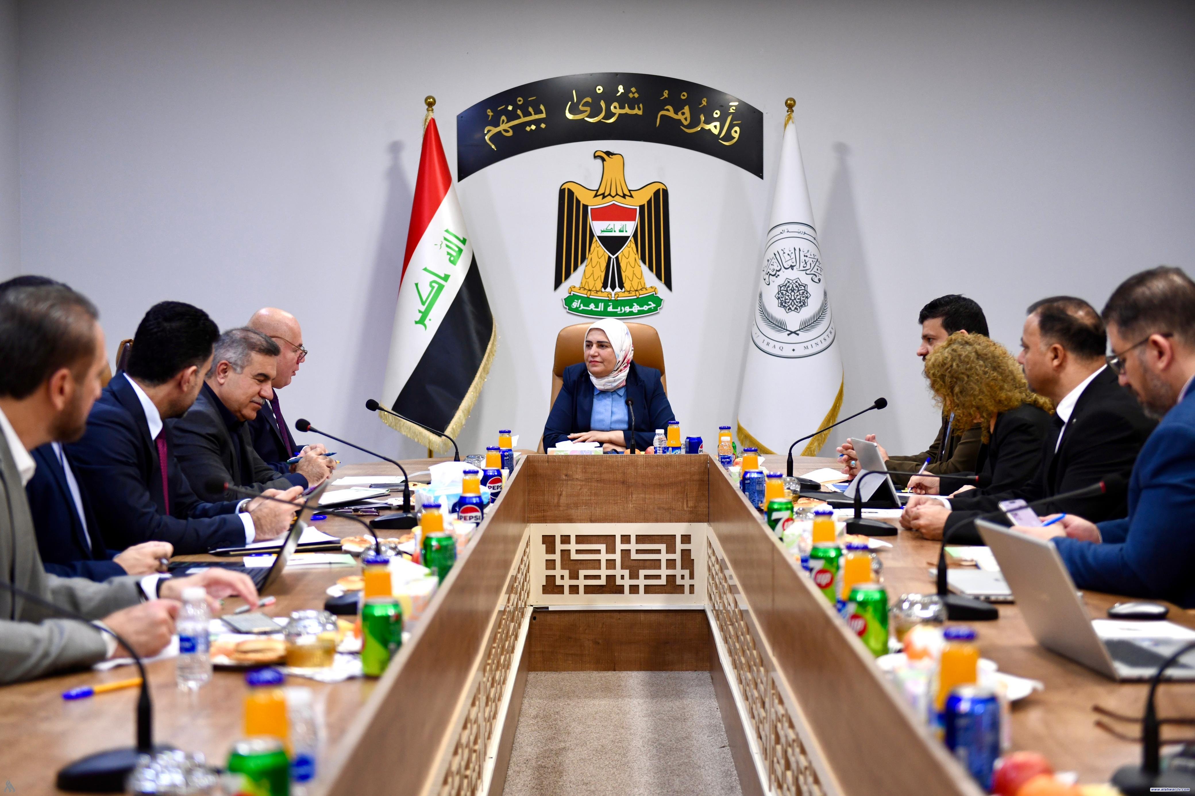 وزيرة المالية تشدد على ضرورة مراعاة القوانين ضمن نظام الأسيكودا