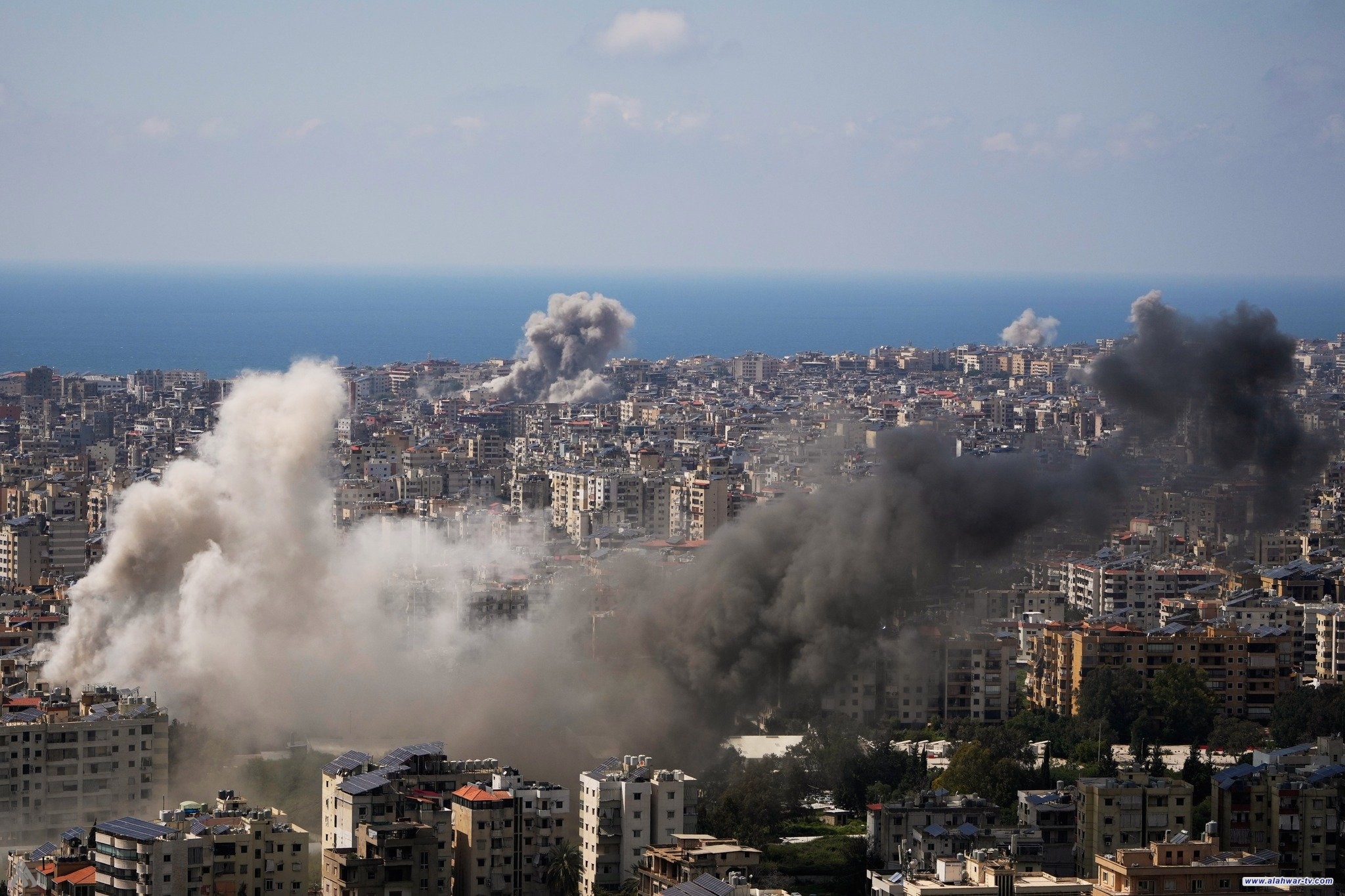 الحرس الثوري: إذا لم تتوقف الاعتداءات على لبنان فورا فسنرد ردا قاسيا على المعتدين