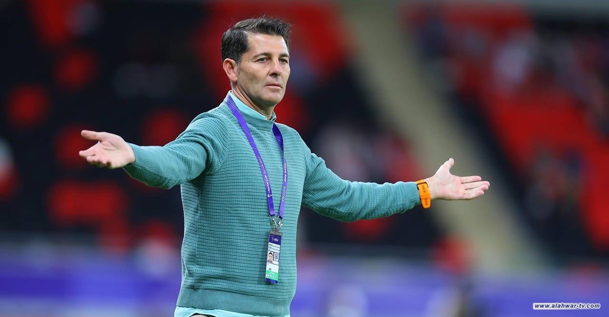 الاتحاد العراقي يقيل كاساس من تدريب المنتخب والاخير يعلق: شكراً